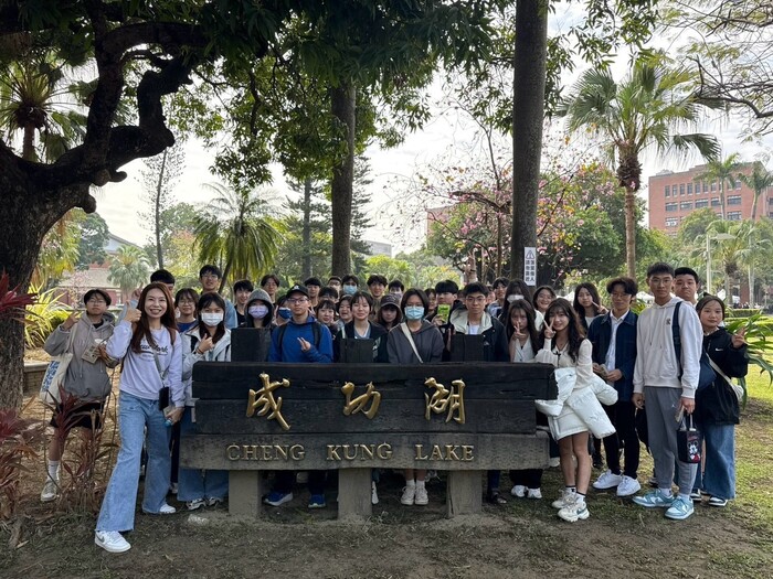 成大與臺大大學科系博覽會參訪圓滿完成