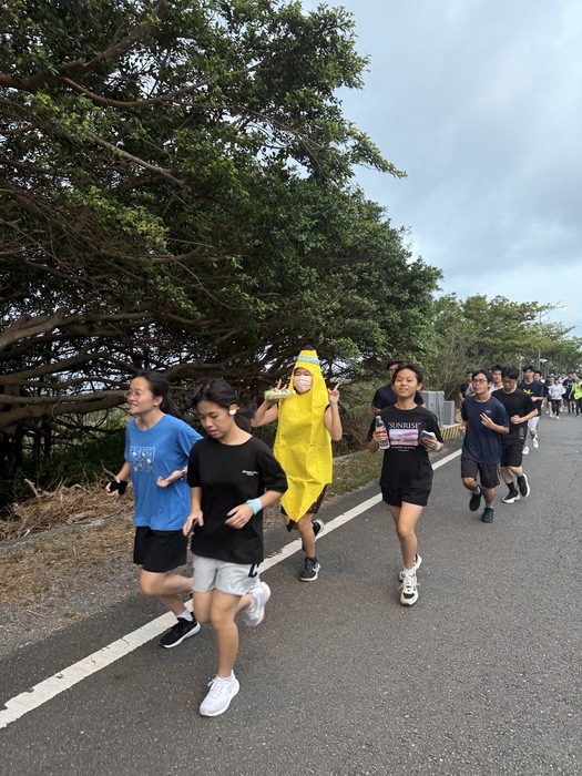 勇往直前圖片