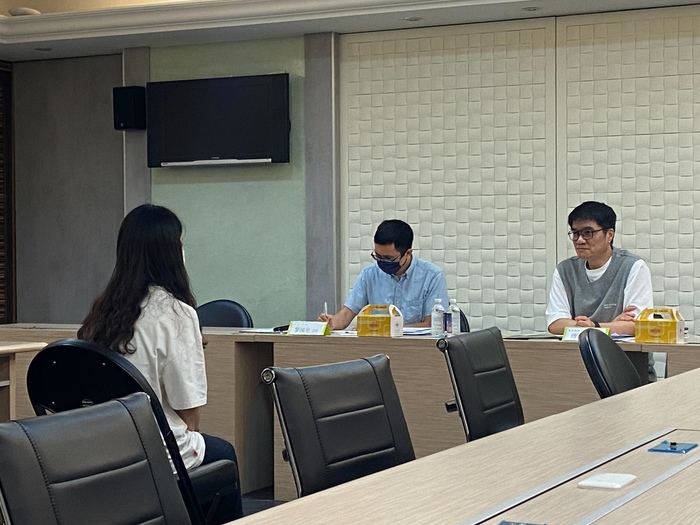 輔導室模擬面試與志願登記說明會,陪伴個申同學上北醫牙醫與各理想大學圖片